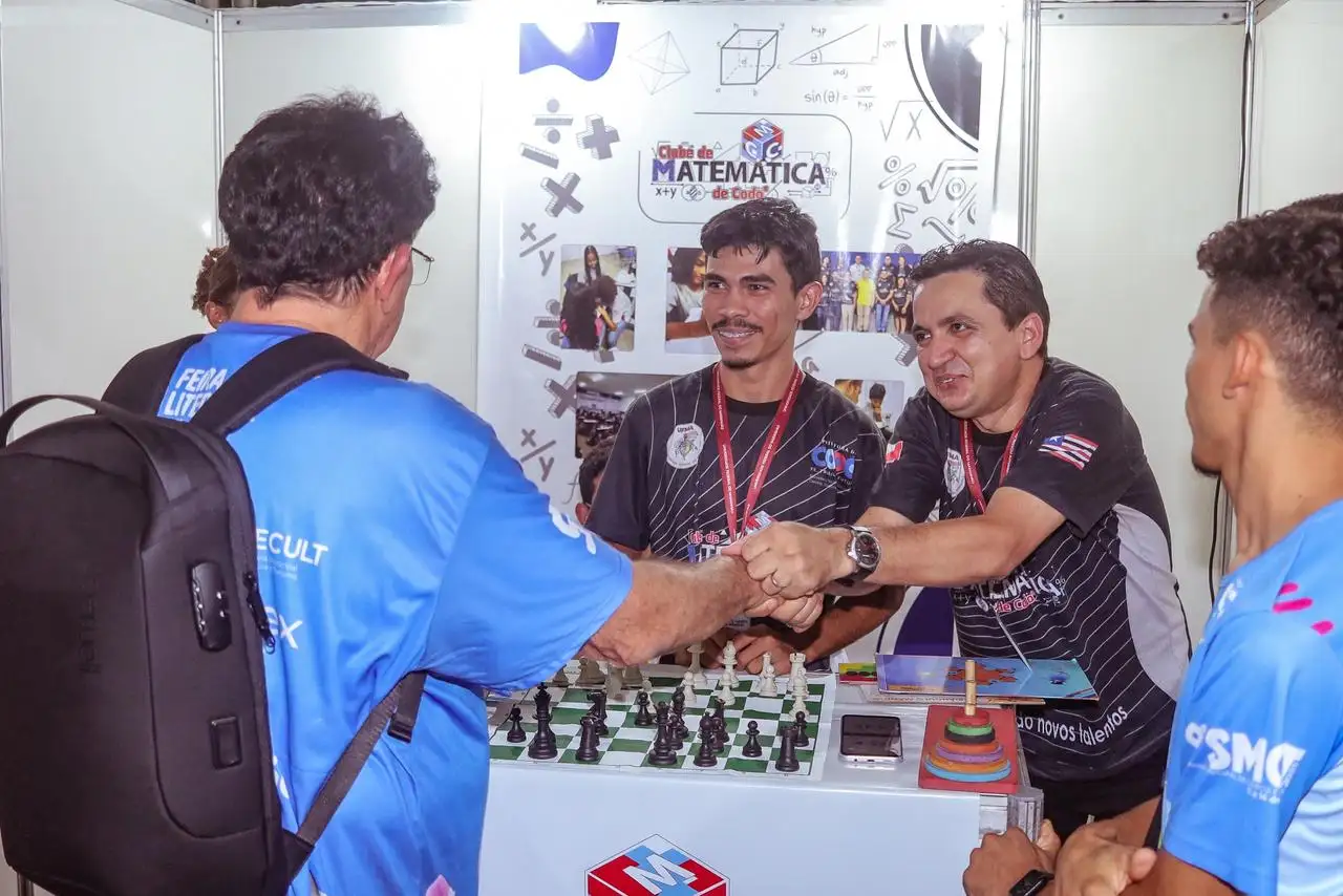 Galeria de imagens - Foto 24 da notícia: Abertura da “Cidade Tecnológica e Literária” reúne literatura, ciência e tecnologia em Codó