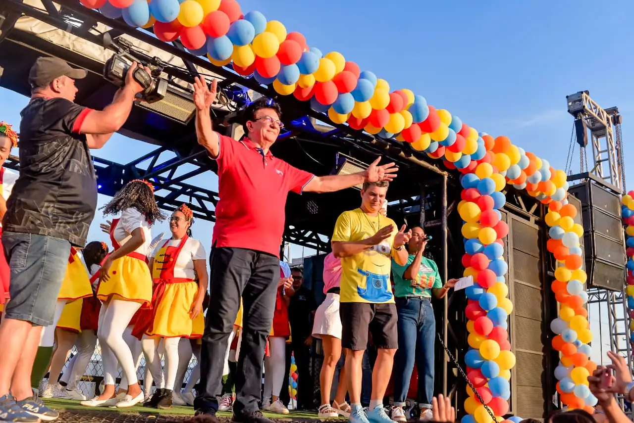 Foto 10 – Prefeitura de Codó celebra o Dia das Crianças com grande festival na Praça São Sebastião