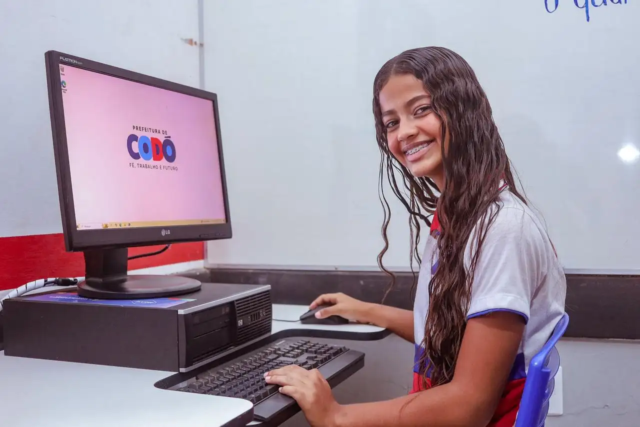 Galeria de imagens - Foto 7 da notícia: Ministério das Comunicações reforça inclusão digital em Codó com entregas que promovem avanços tecnológicos na educação