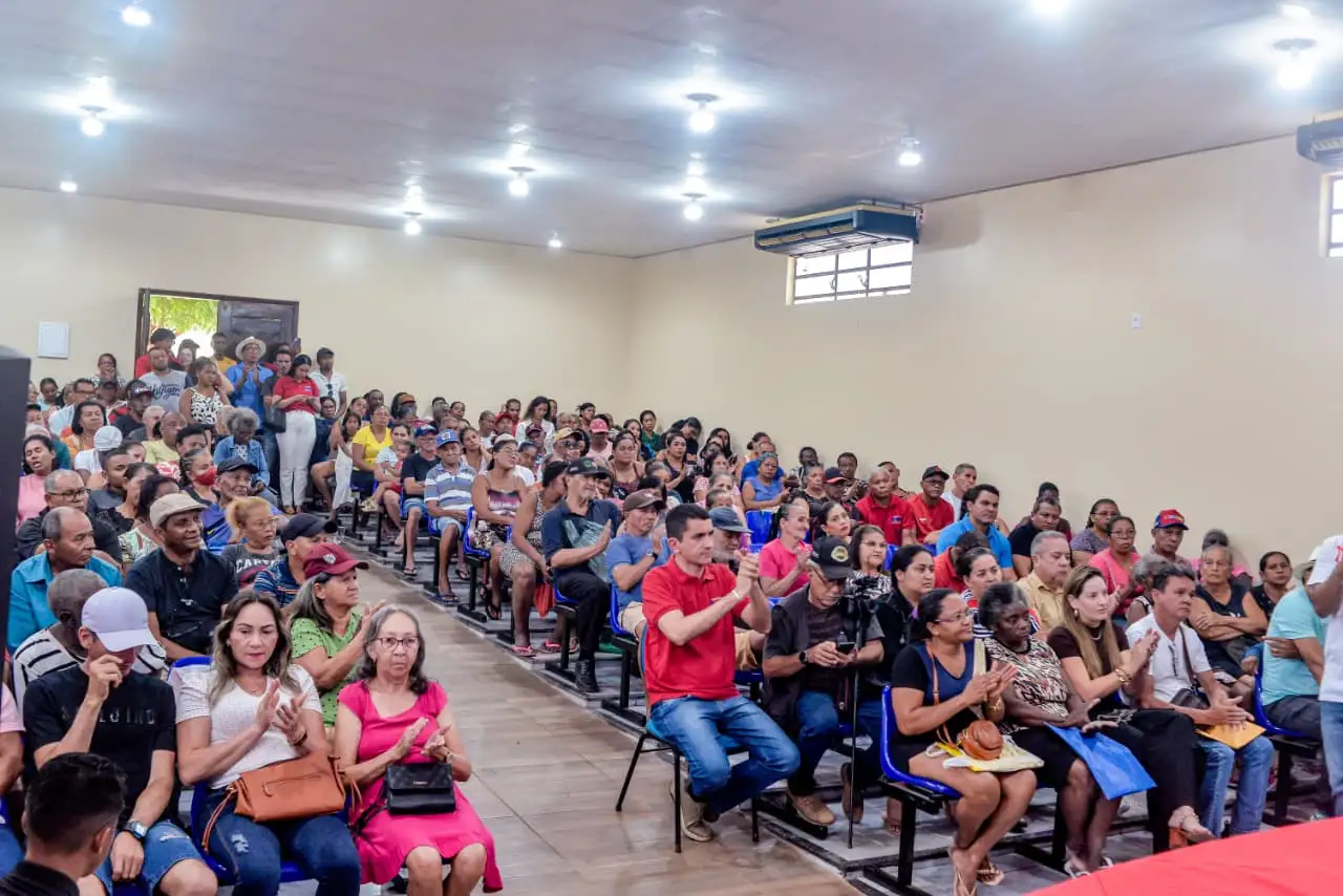 Galeria de imagens - Foto 8 da notícia: Codó dá passo histórico com início da regularização fundiária nos bairros Fomento, São Francisco e São Benedito