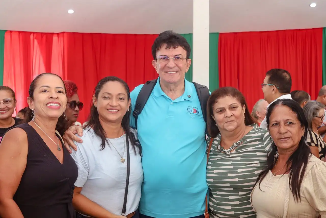Foto 3 – Gestão Chiquinho FC realiza pagamento de quase R$ 7 milhões em indenização de licença-prêmio a professores de Codó
