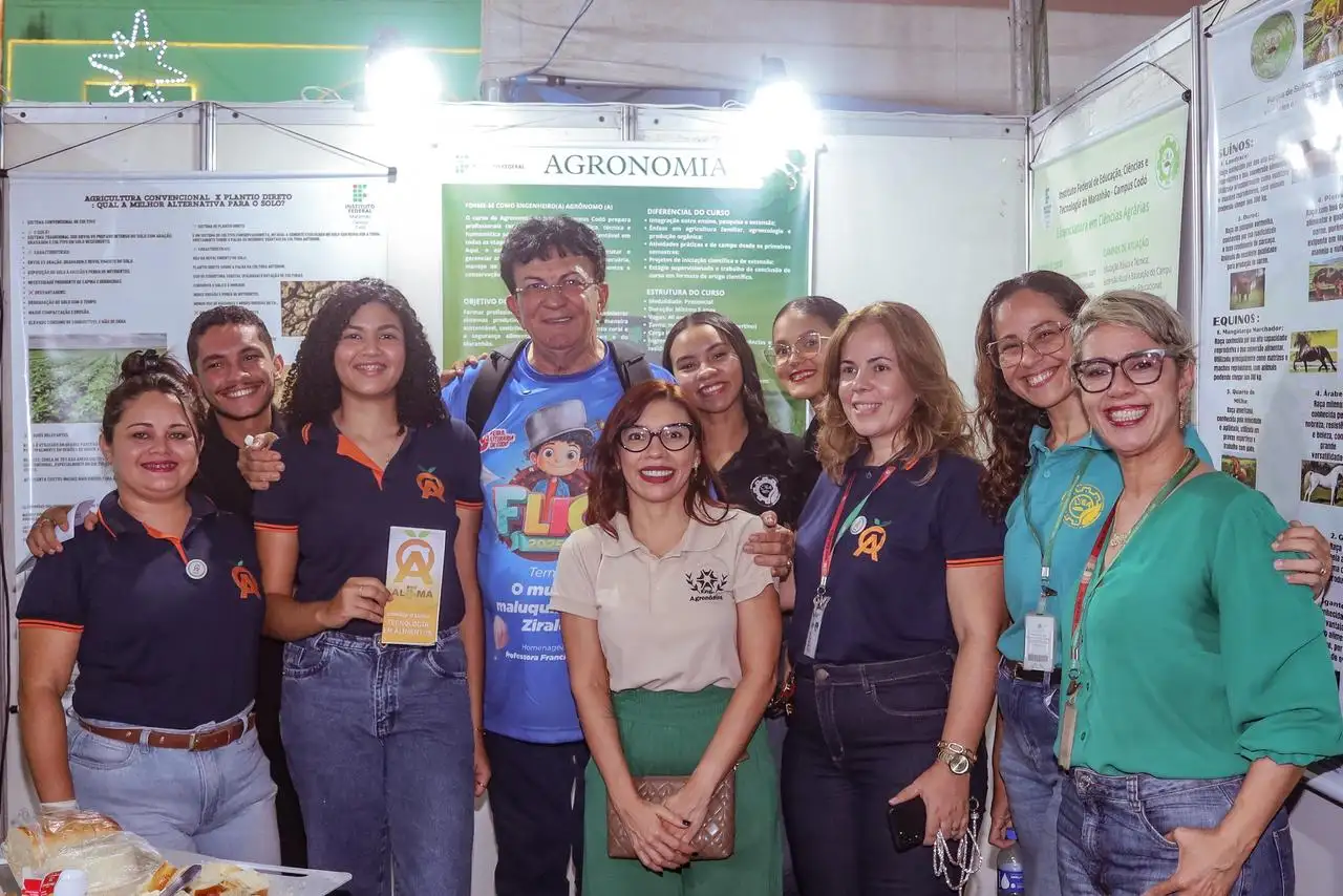 Galeria de imagens - Foto 16 da notícia: Abertura da “Cidade Tecnológica e Literária” reúne literatura, ciência e tecnologia em Codó