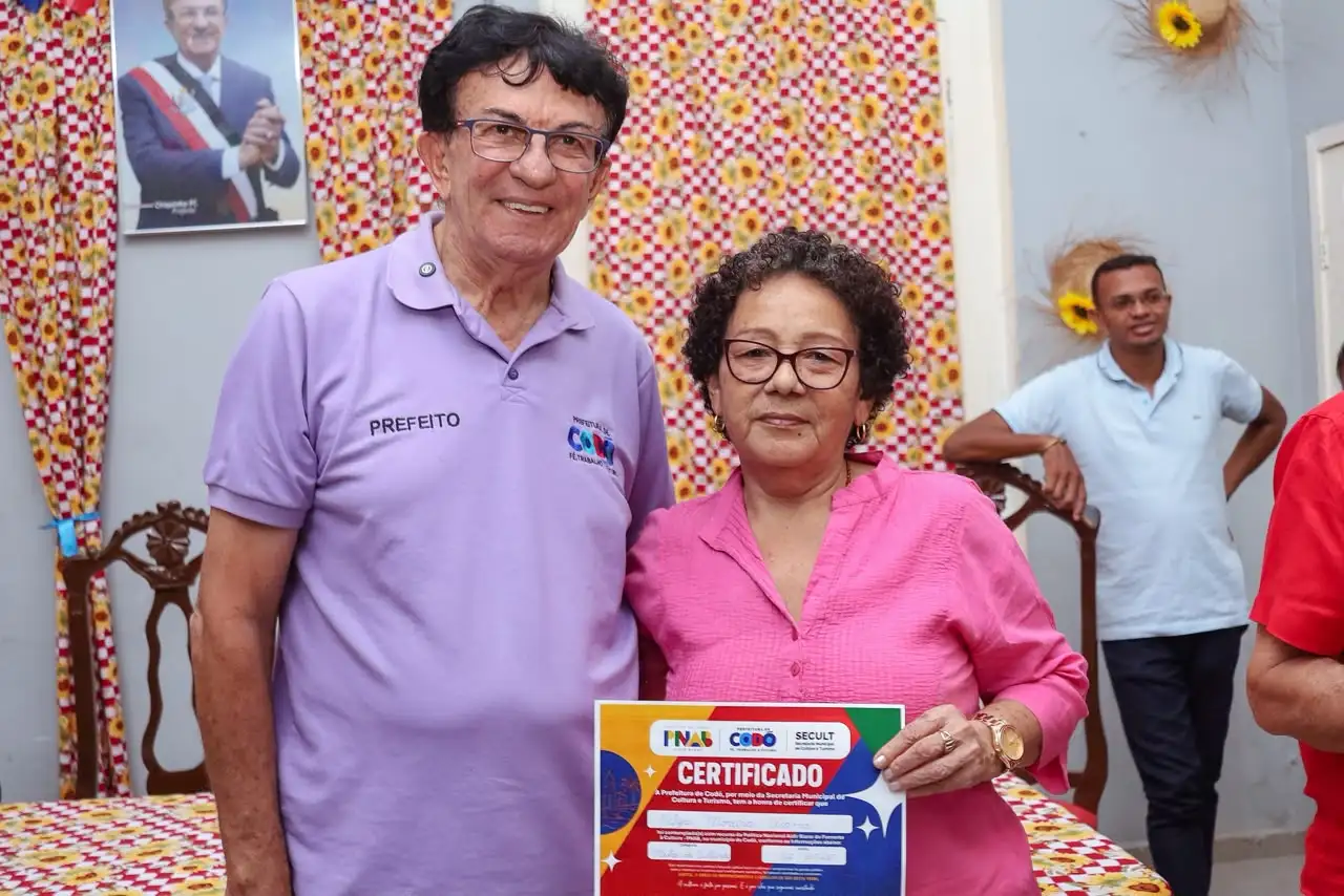 Foto 4 – Artistas e agentes culturais de Codó recebem certificação e pagamento dos recursos da Política Nacional Aldir Blanc