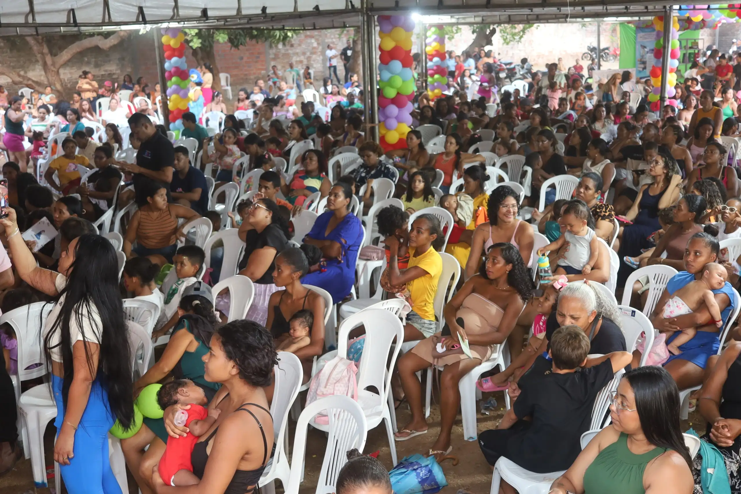 Foto 16 – Prefeitura de Codó realiza “Dia D da Primeira Infância” e promove tarde de alegria para centenas de crianças