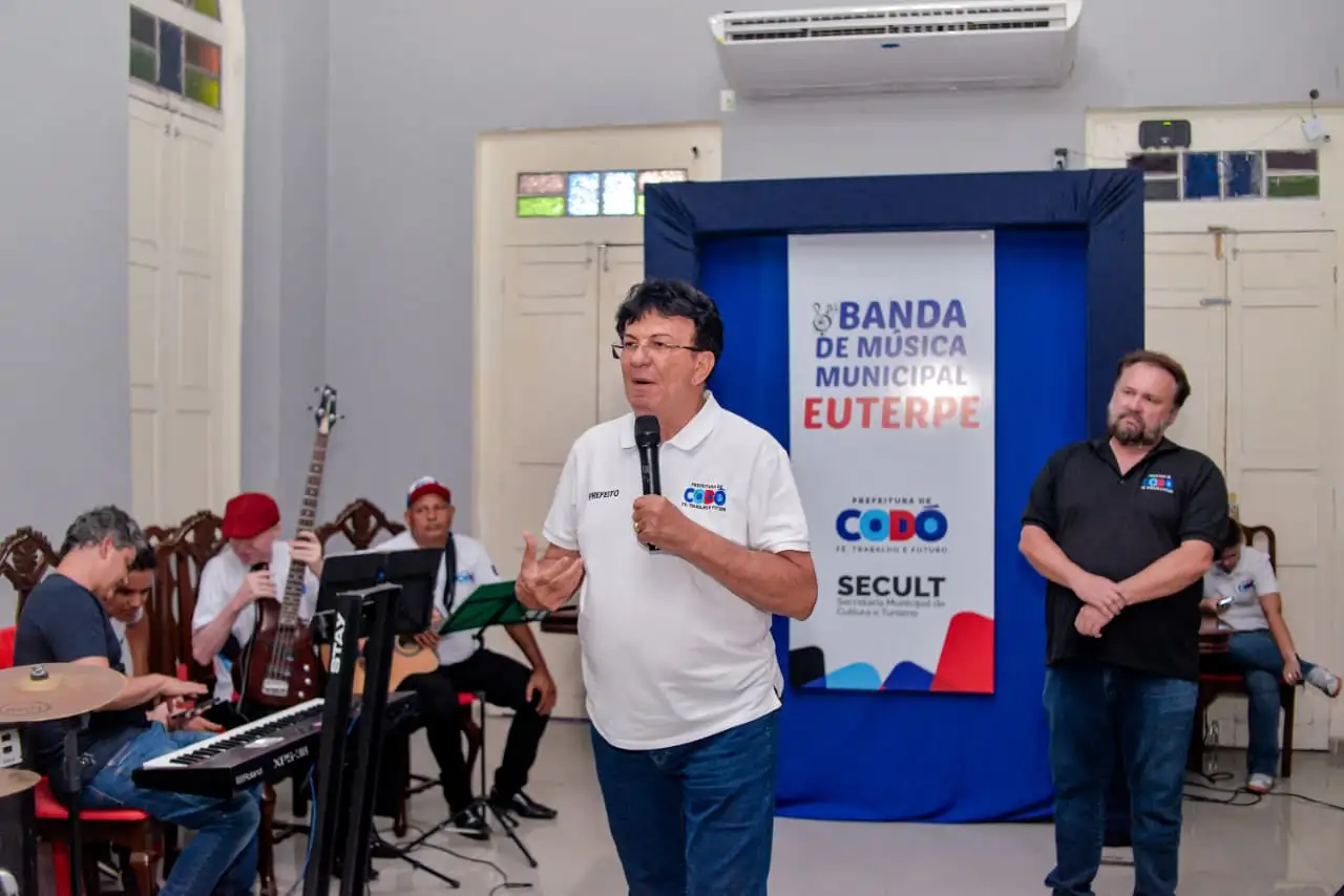 Foto 5 – Prefeitura de Codó oficializa retomada das atividades da Banda de Música Municipal Euterpe