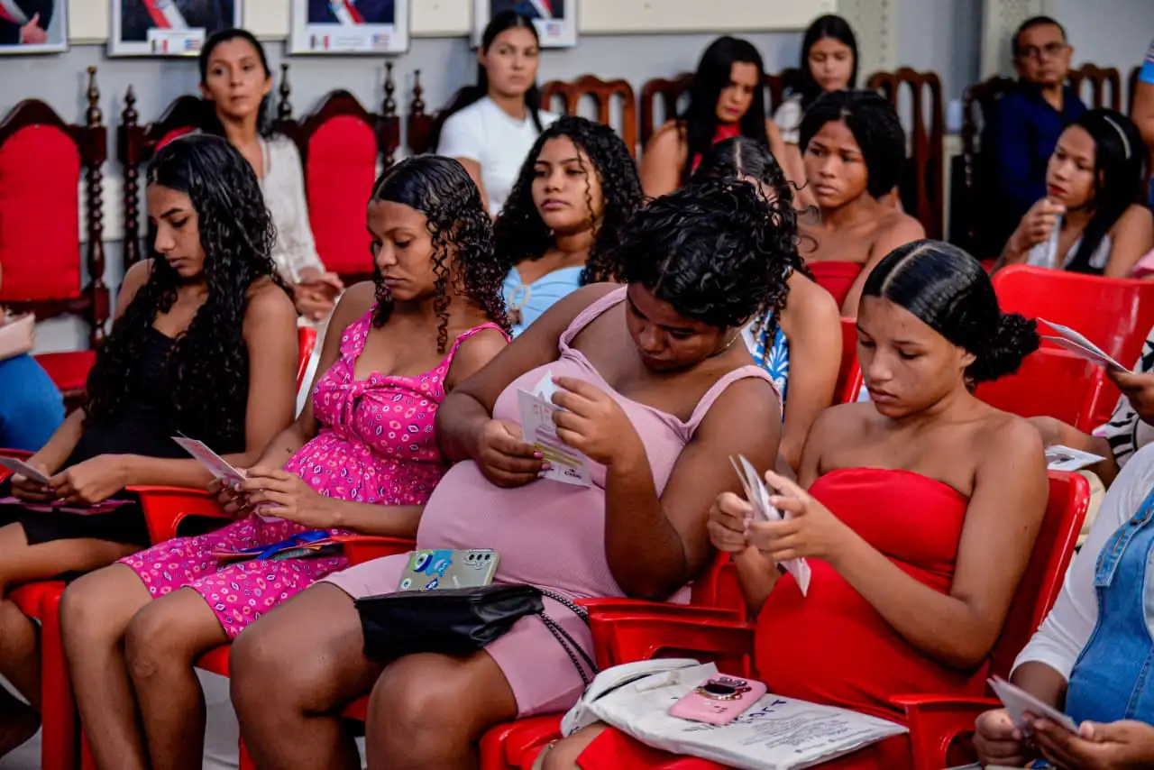 Foto 1 – Gestantes participam de oficina sobre pré-natal e cuidados com o bebê em Codó