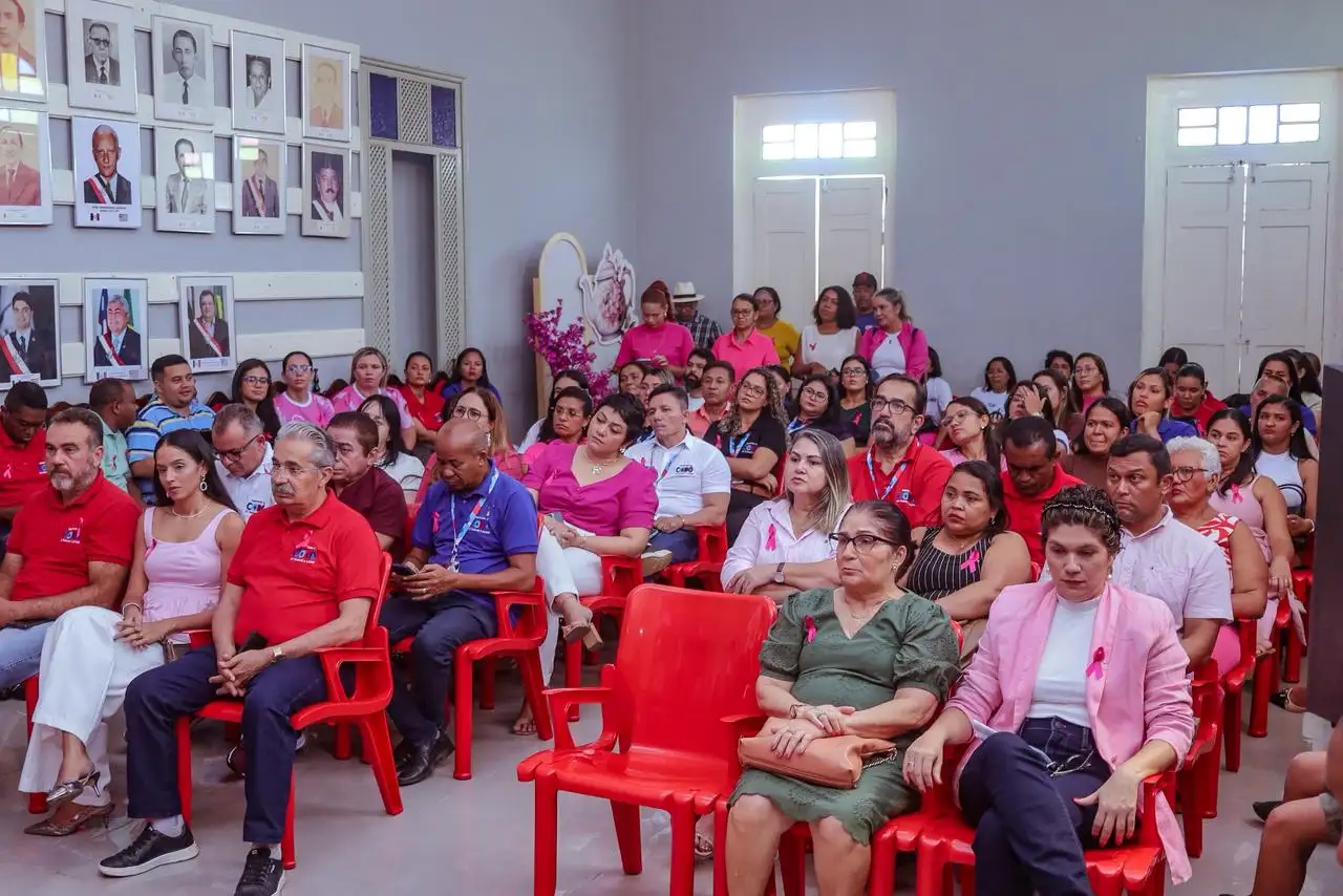 Foto 7 – Outubro Rosa: Prefeitura de Codó inicia mês de conscientização sobre o câncer de mama e colo do útero