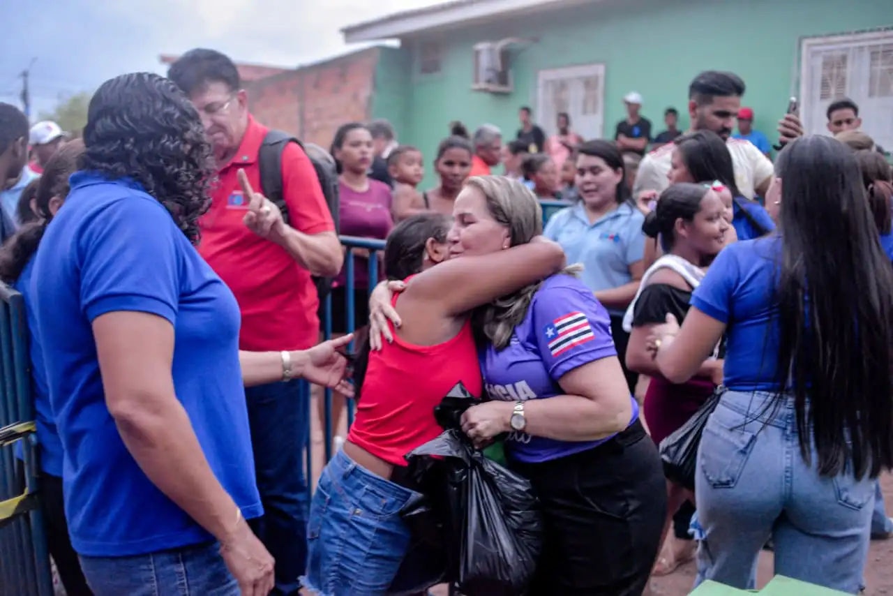 Foto 4 – Programa “Frango na Mesa” garante ceia de Natal para famílias em situação de vulnerabilidade em Codó