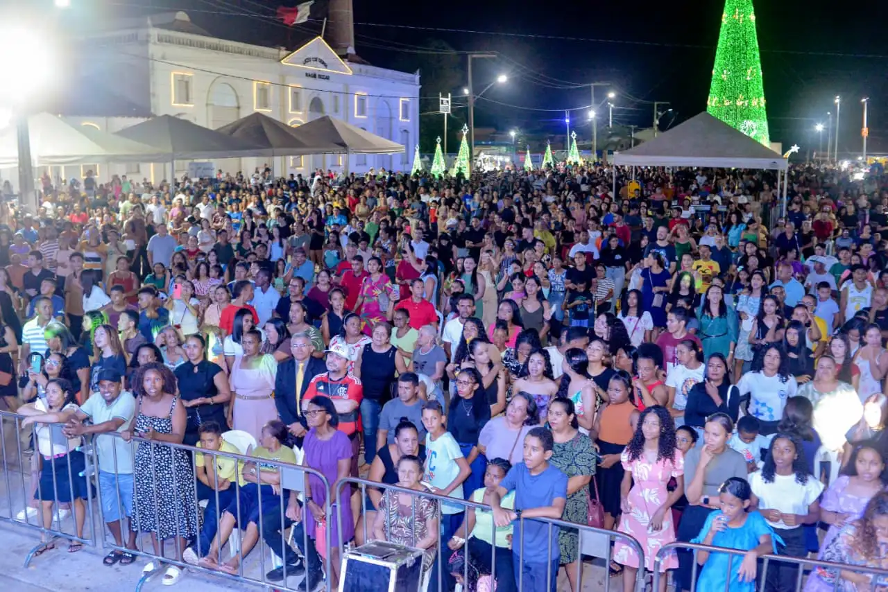 Foto 10 – Dia do Evangélico é celebrado com grande festa e show de Davi Sacer em Codó