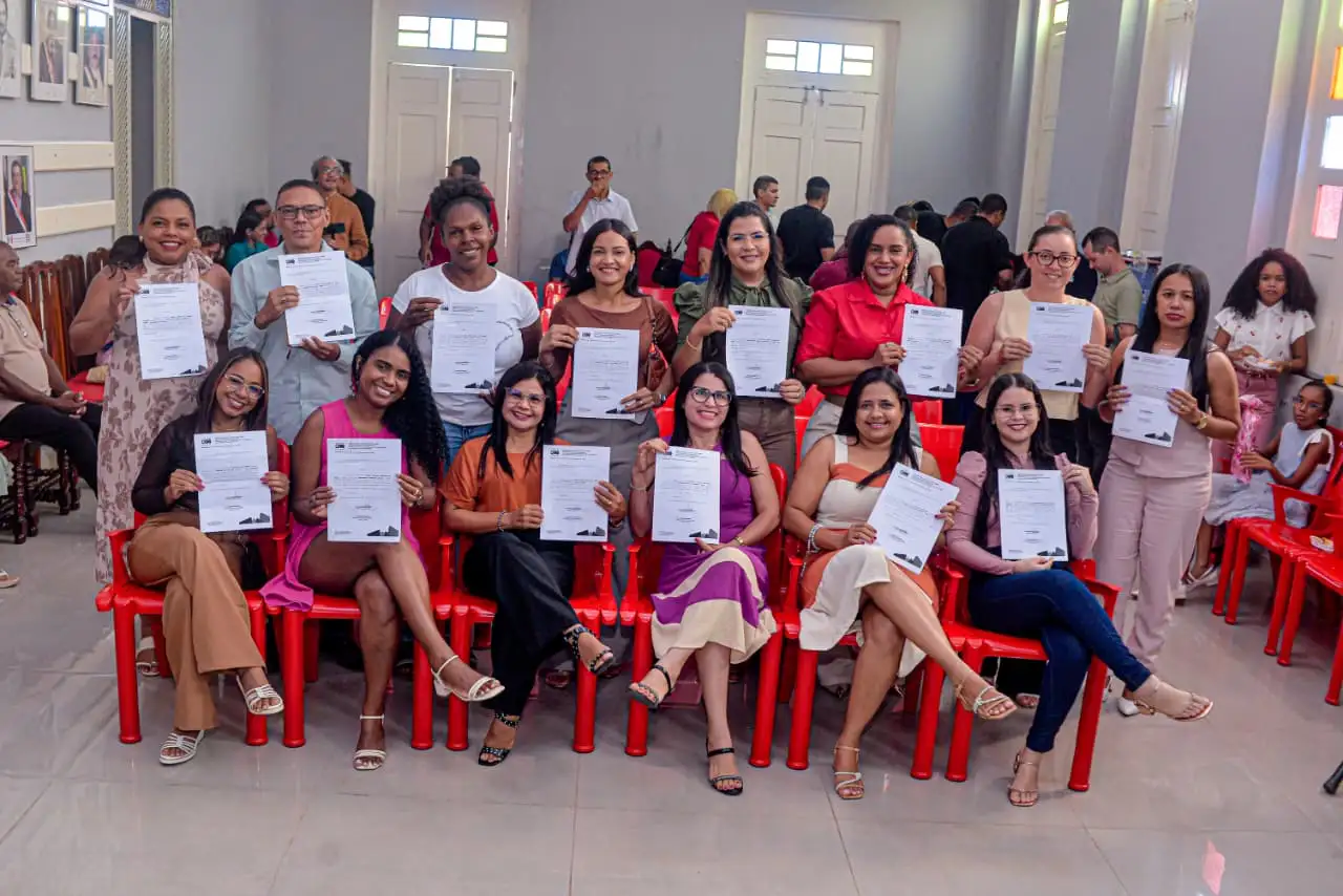 Foto 3 – Após concurso de 2020, 16 educadores são efetivados na rede municipal de Codó
