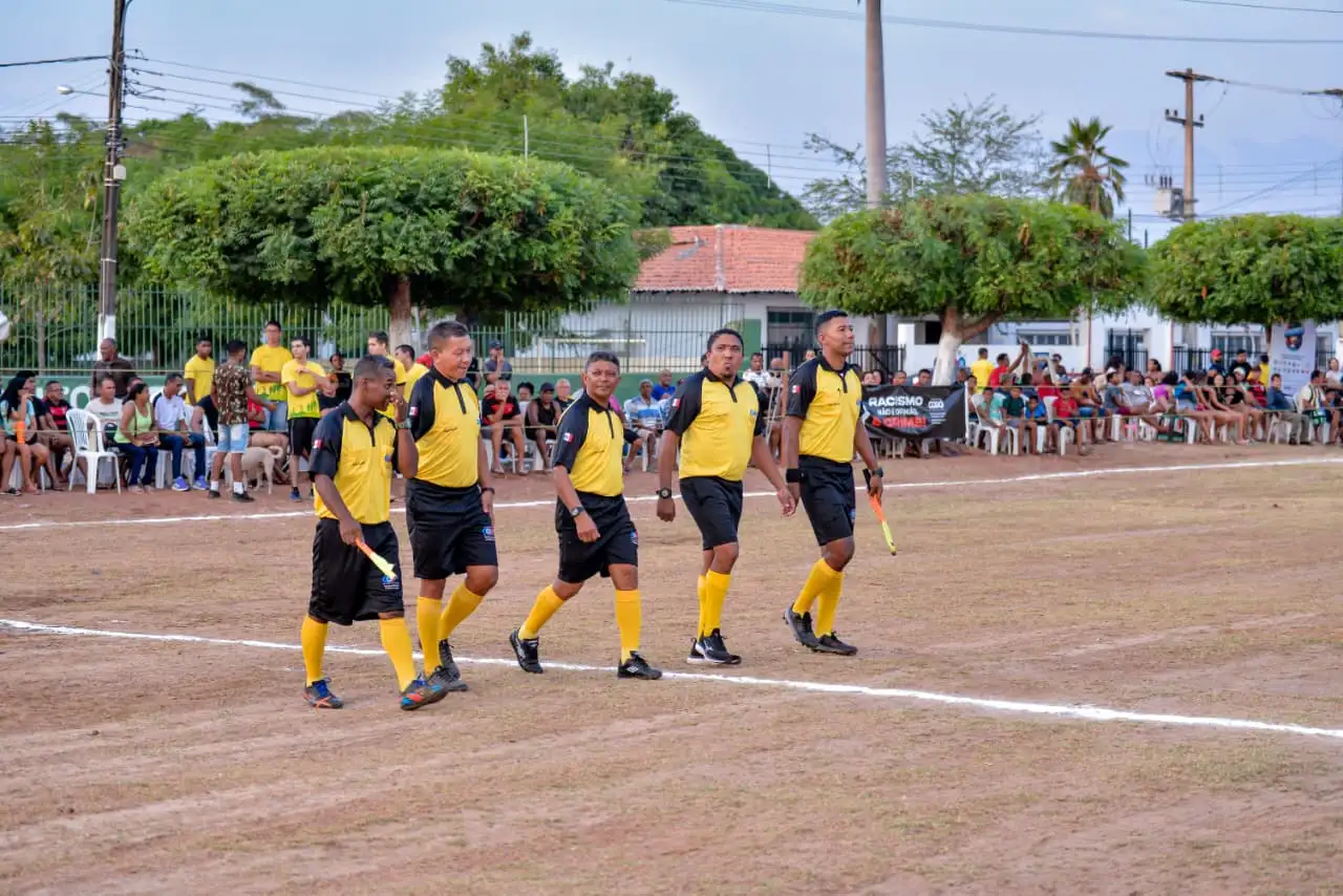 Foto 17 – Grande Final da Copa de Bairros movimenta Codó e se consolida como espetáculo esportivo