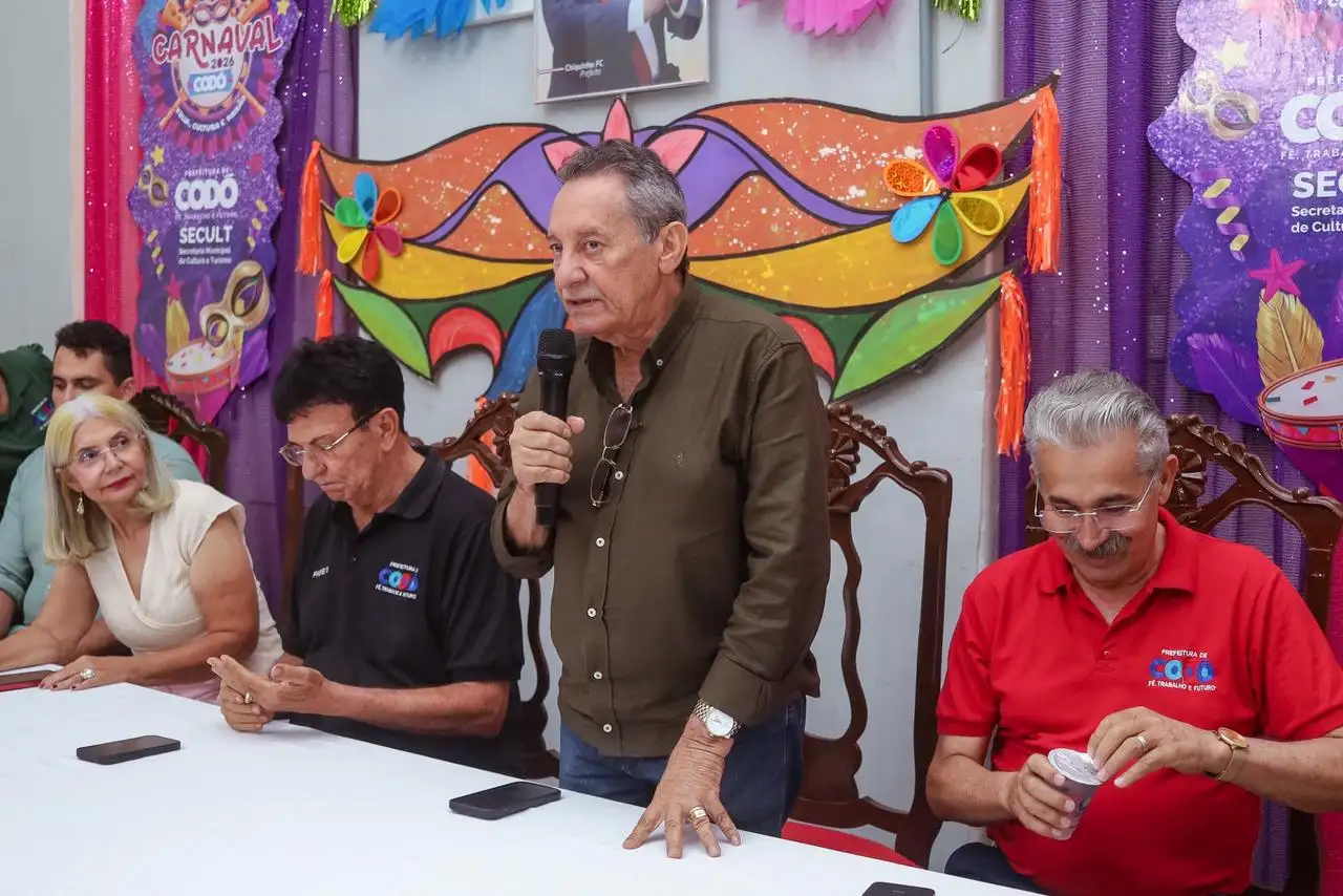 Galeria de imagens - Foto 11 da notícia: Prefeitura de Codó e IEMA certificam participantes do curso de Vitrinismo com foco no fortalecimento do comércio local