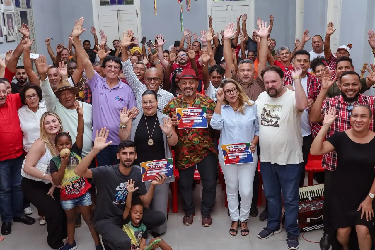 Artistas e agentes culturais de Codó recebem certificação e pagamento dos recursos da Política Nacional Aldir Blanc