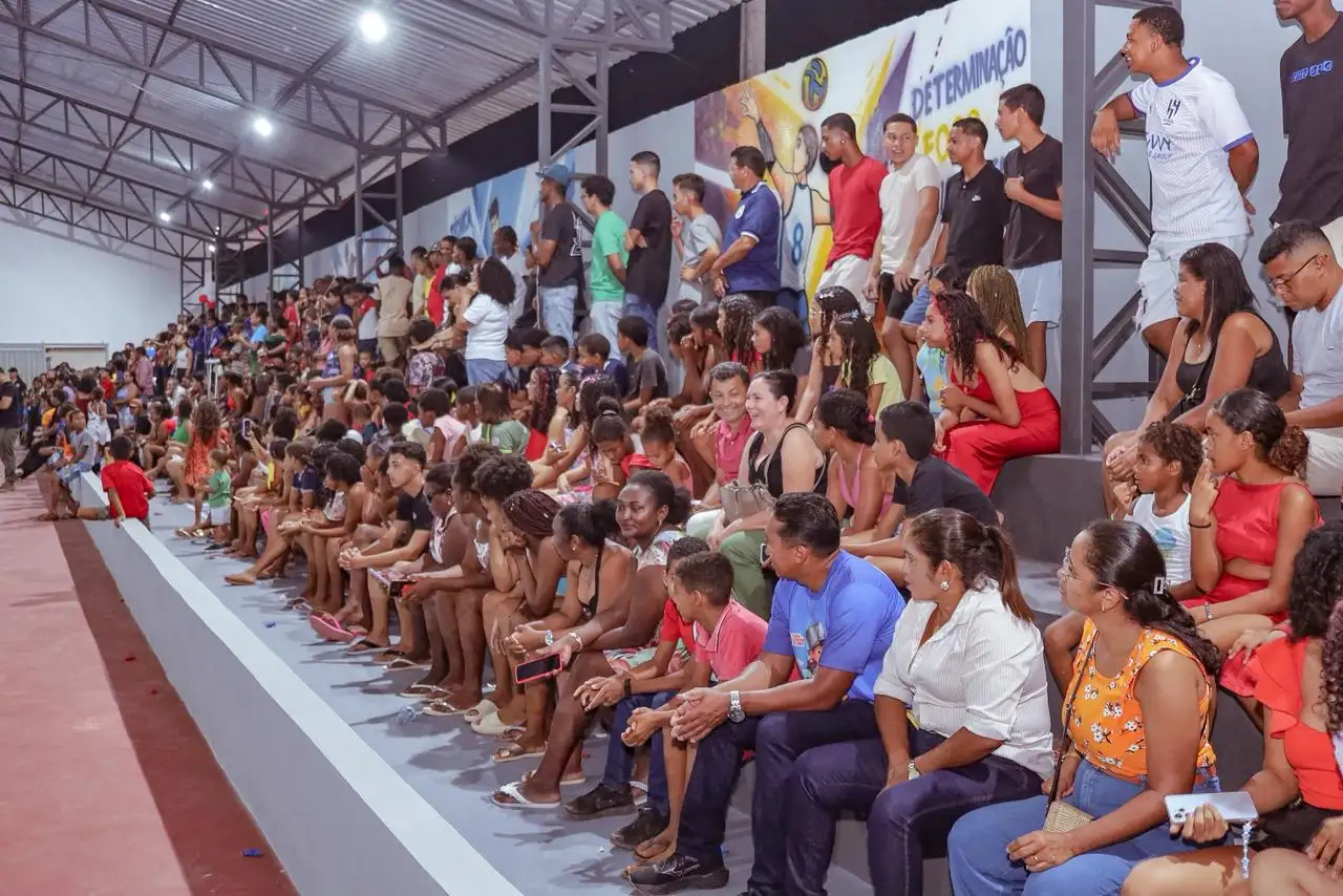 Foto 4 – Novo ginásio poliesportivo é entregue à comunidade do Nova Jerusalém em Codó