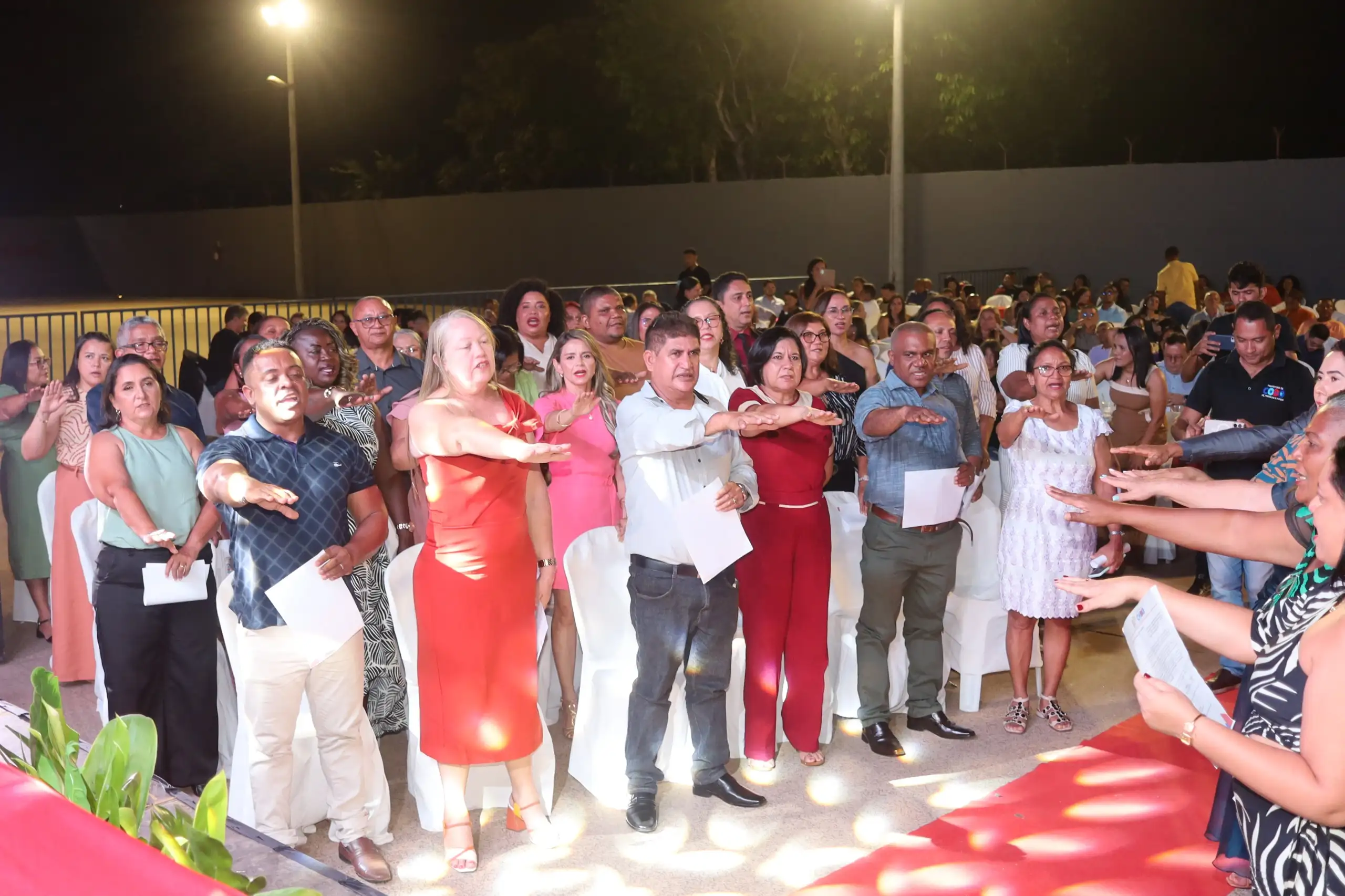 Galeria de imagens - Foto 6 da notícia: Posse de gestores escolares da rede municipal de ensino marca novo ciclo na educação de Codó