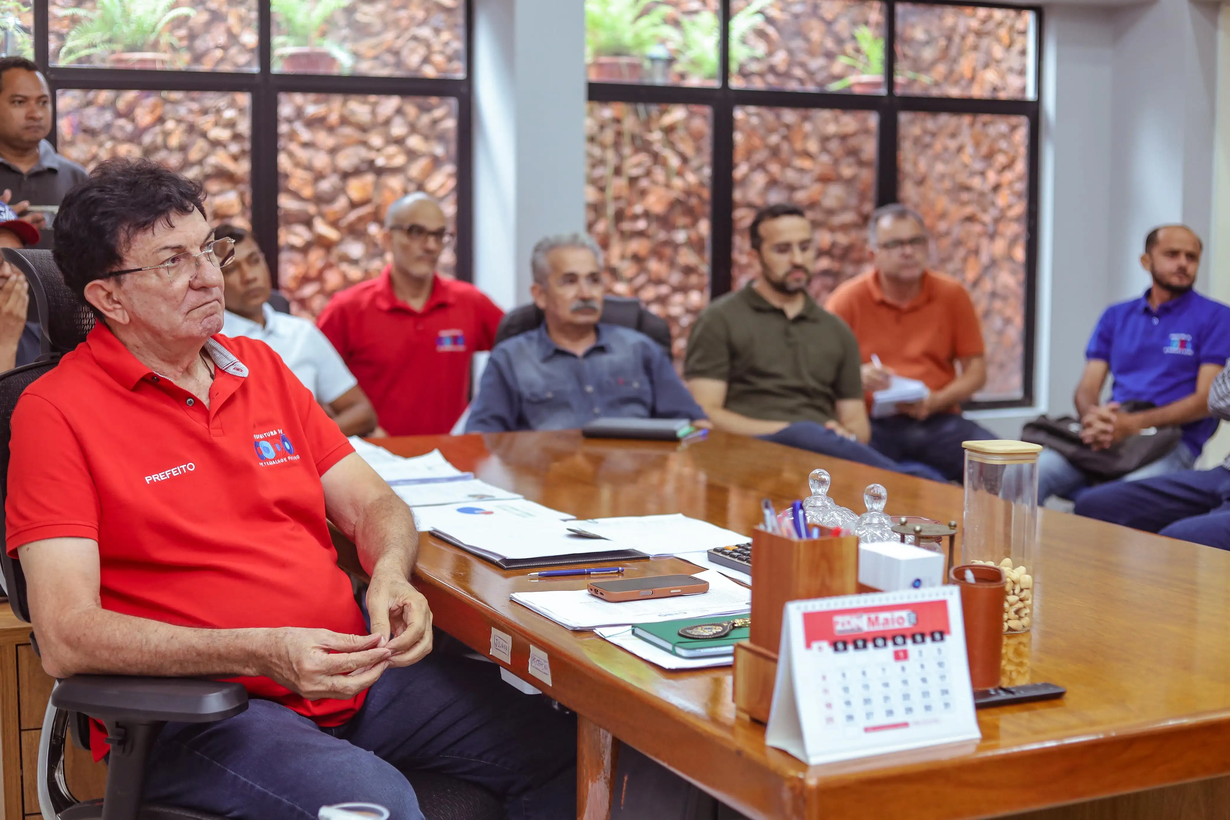 Foto 4 – Prefeito de Codó discute com a Transnordestina adequação nas passagens da linha férrea