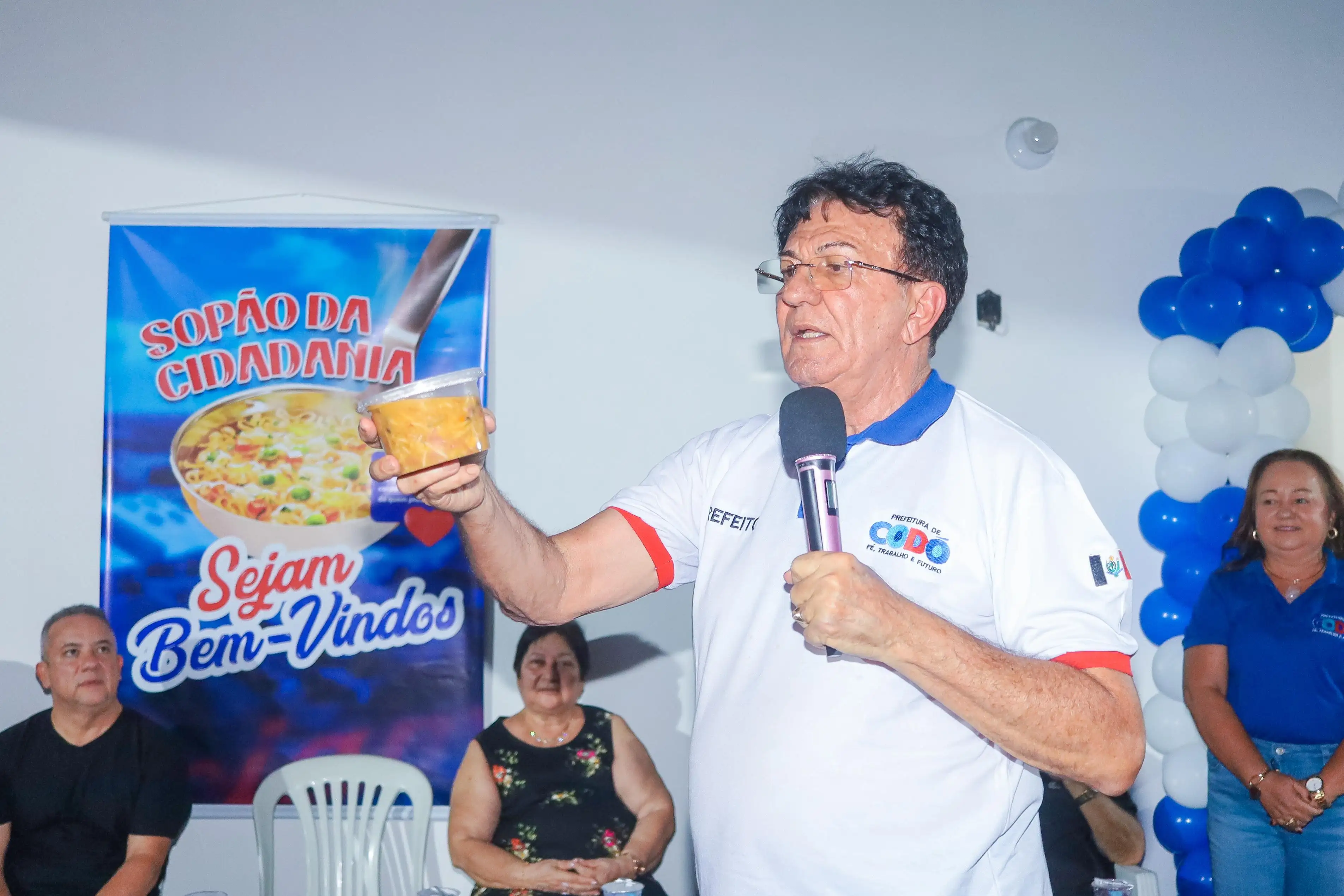 Foto 11 – Prefeitura de Codó inaugura projeto Sopão da Cidadania para famílias carentes