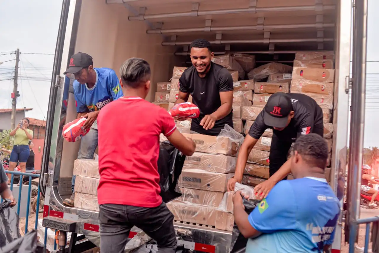 Foto 8 – Programa “Frango na Mesa” garante ceia de Natal para famílias em situação de vulnerabilidade em Codó