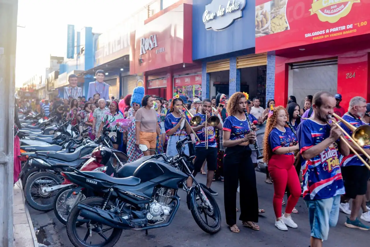 Foto 9 – Ruas de Codó são tomadas por alegria e tradição no Cortejo do Carnaval 2026