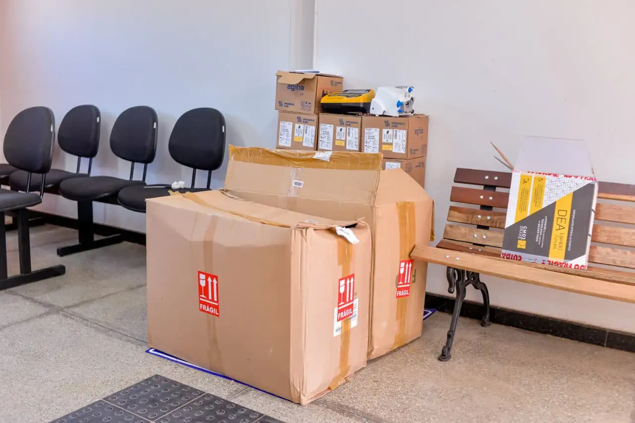 Foto 4 – Faculdade Pitágoras em parceria com a Prefeitura de Codó faz doação de equipamentos para o HGM e SAMU