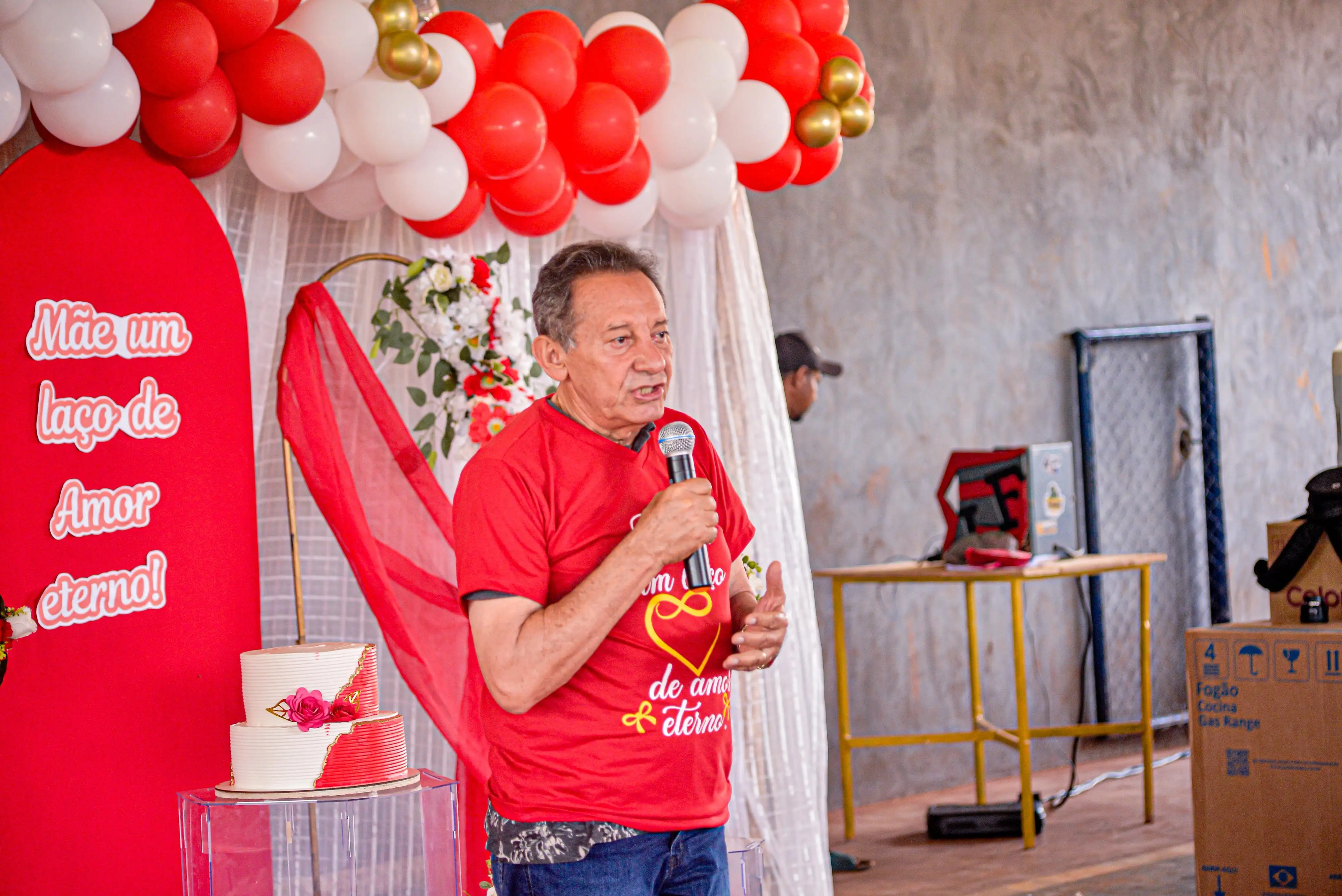 Foto 20 – Prefeito Chiquinho FC anuncia pacote de obras em Cajazeiras durante comemoração do Dia das Mães
