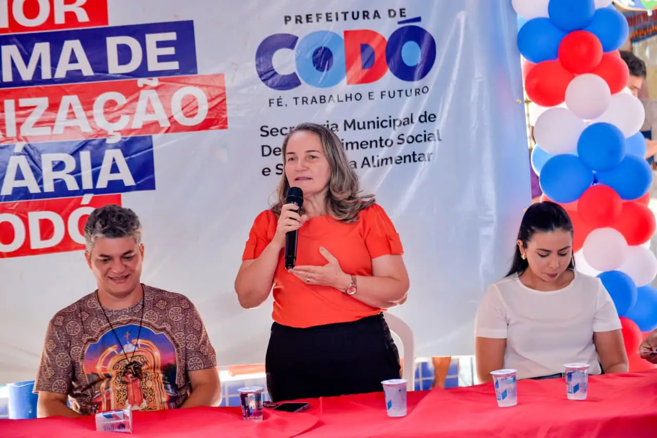 Foto 7 – Prefeitura de Codó avança em nova entrega de títulos do programa “A Casa é Sua”