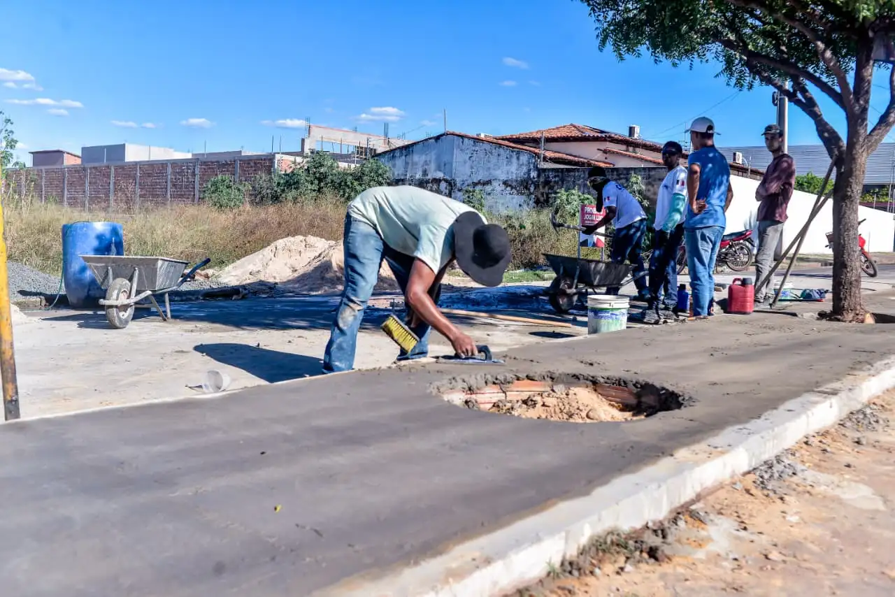Foto 5 – Prefeitura de Codó moderniza iluminação pública da Avenida Engenheiro Paiva