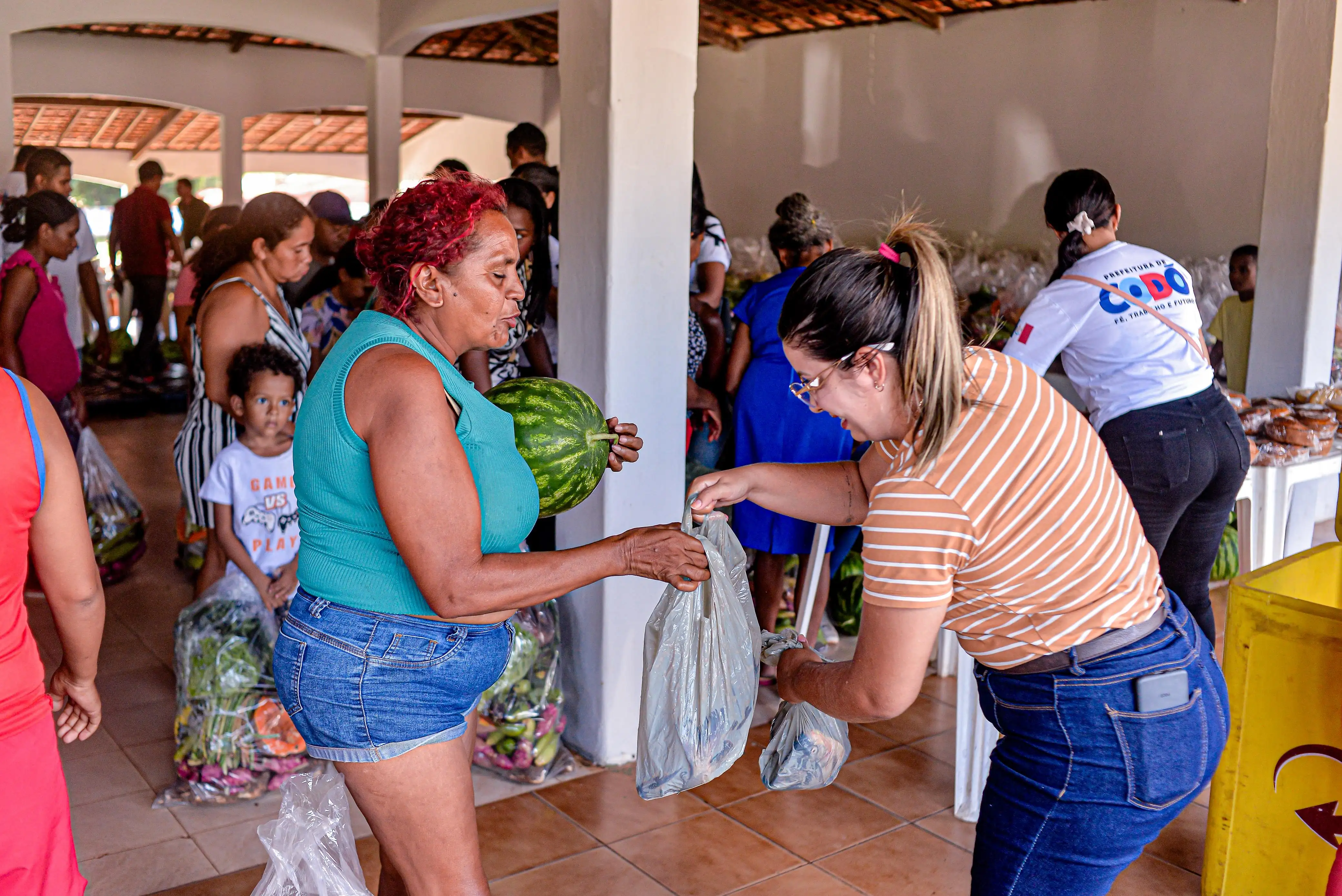 Foto 6 – Famílias do bairro São Francisco são beneficiadas com Cestas Verdes