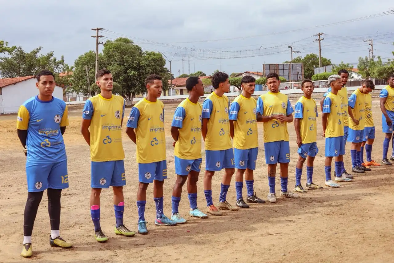 Foto 15 – “Copão da Pegada” começa com vitória do Morro por 2 a 0 sobre o Fênix em Codó