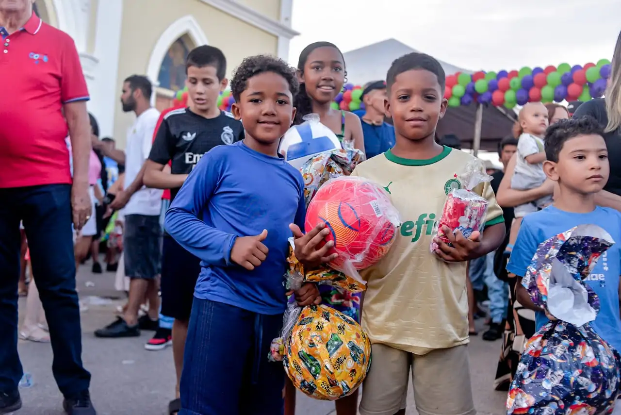 Foto 11 – Prefeitura de Codó celebra o Dia das Crianças com grande festival na Praça São Sebastião