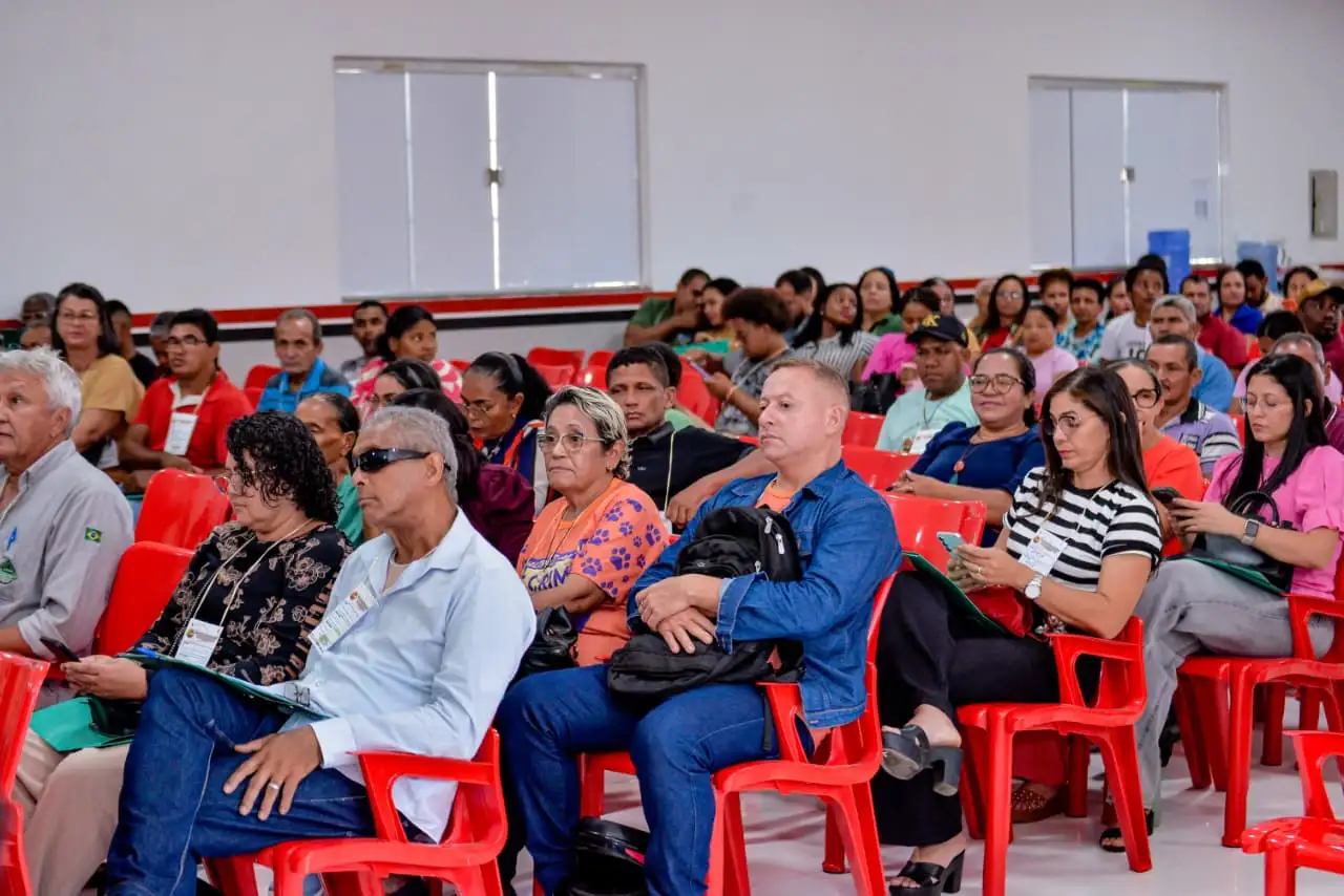 Galeria de imagens - Foto 4 da notícia: Codó sedia 3ª Conferência Territorial do Desenvolvimento Rural Sustentável e Solidário dos Cocais