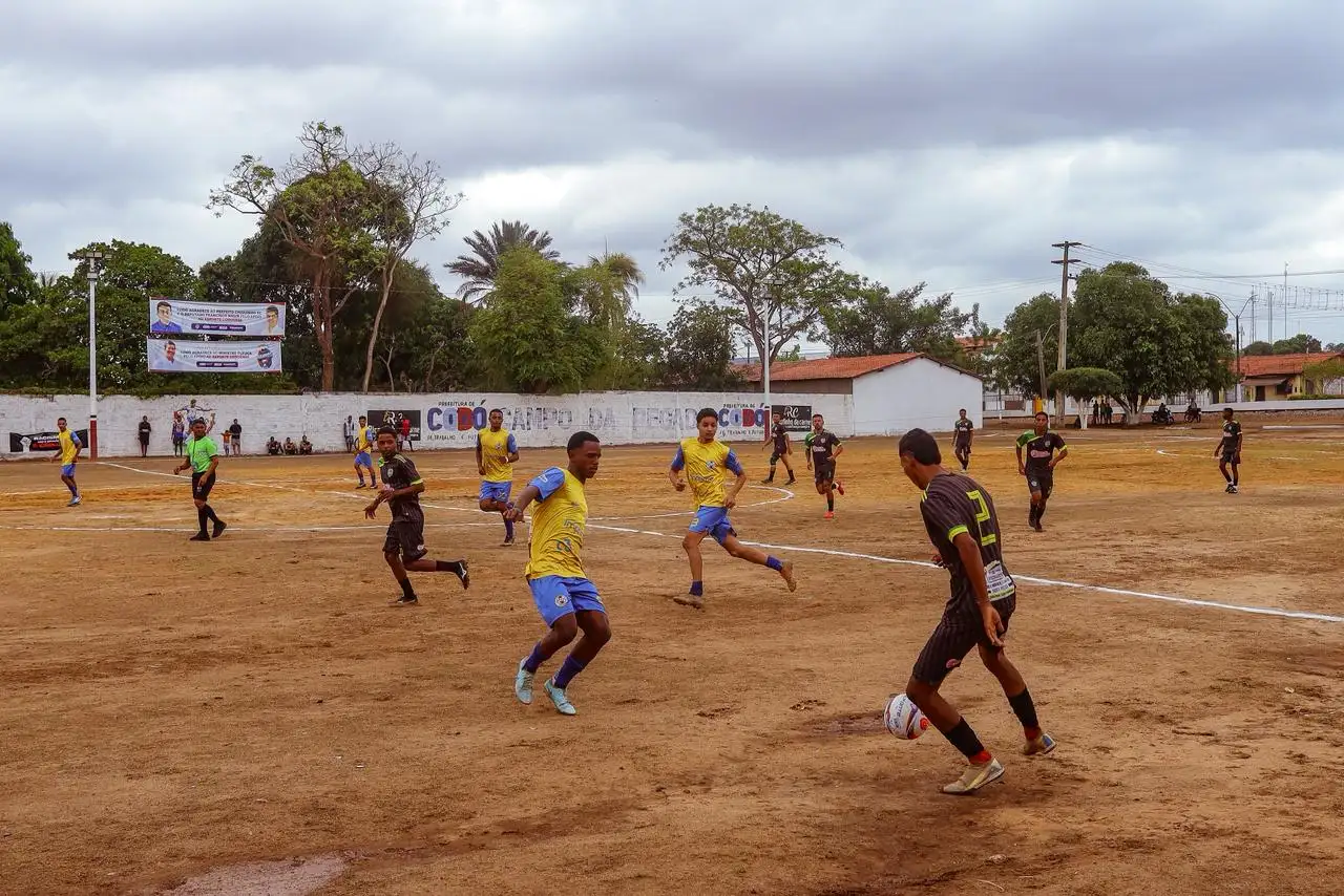 Foto 5 – “Copão da Pegada” começa com vitória do Morro por 2 a 0 sobre o Fênix em Codó