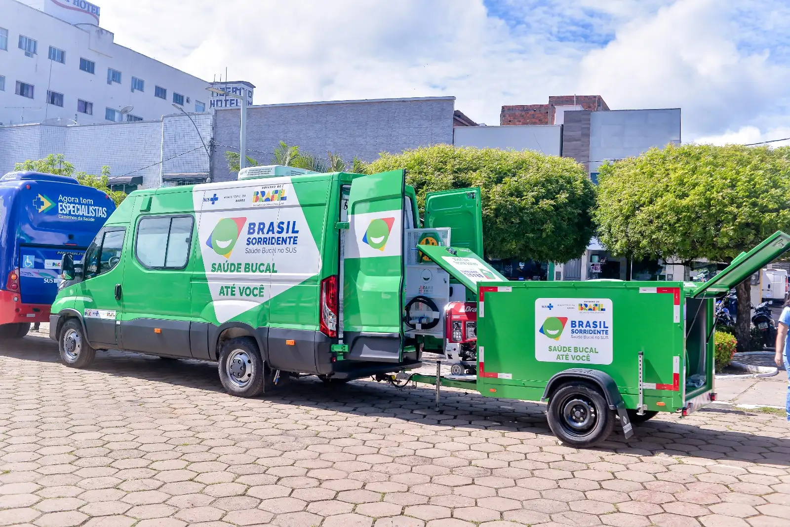 Foto 9 – Codó avança com entrega de equipamentos para pescadores e serviços de saúde