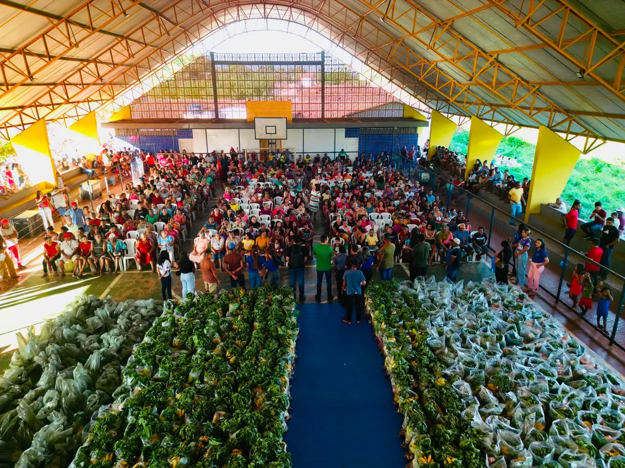 Foto 3 – Prefeitura fortalece segurança alimentar com entrega de 800 cestas verdes em Cajazeiras